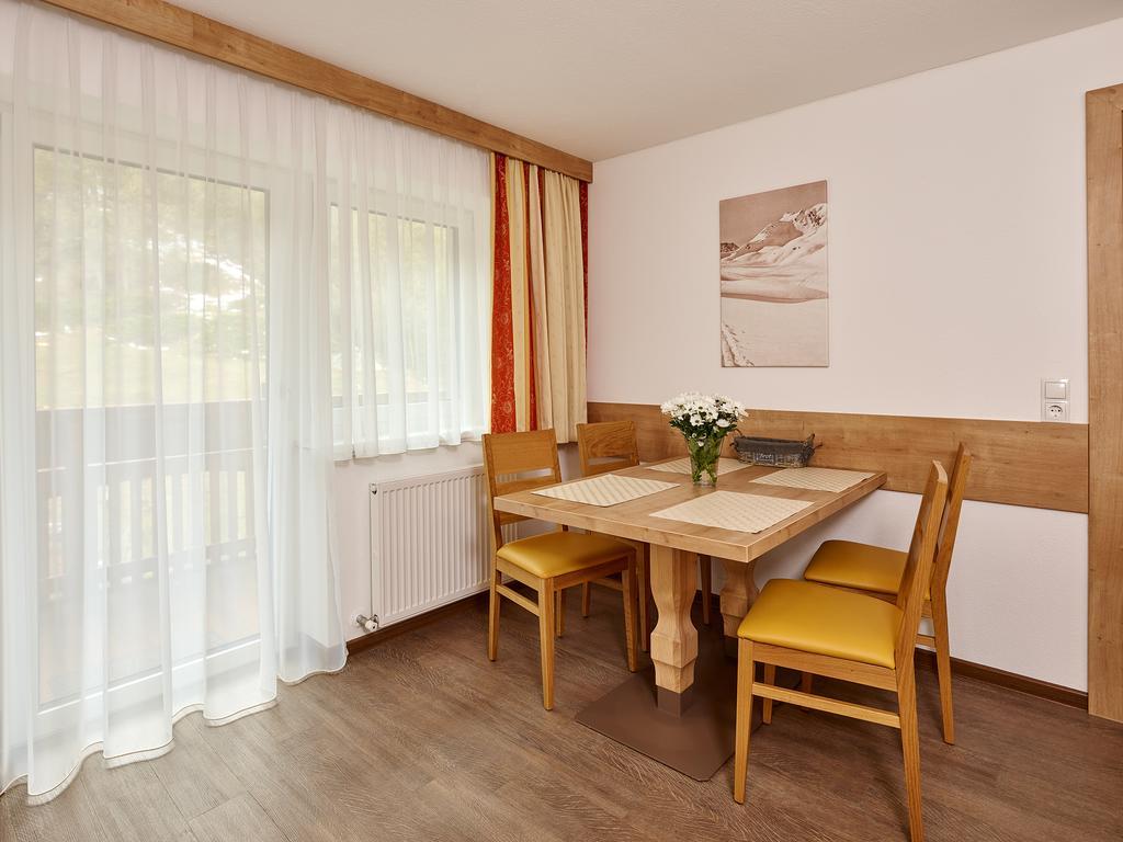Appartement Gaestehaus Bergkristall Sölden Extérieur photo
